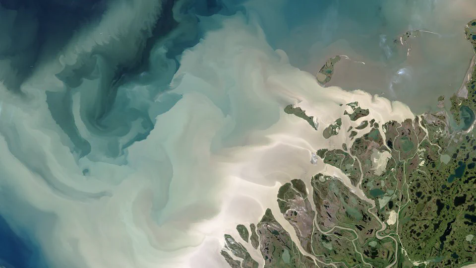 What AI Governance Can Learn From Climate – And Why It Mostly Hasn't